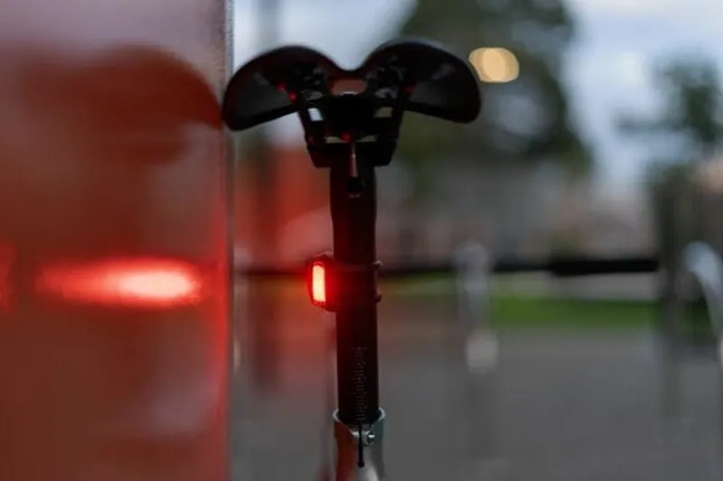 KNOG Frog V3 Rechargeable - Tequila Sunrise Twinpack Lights-3